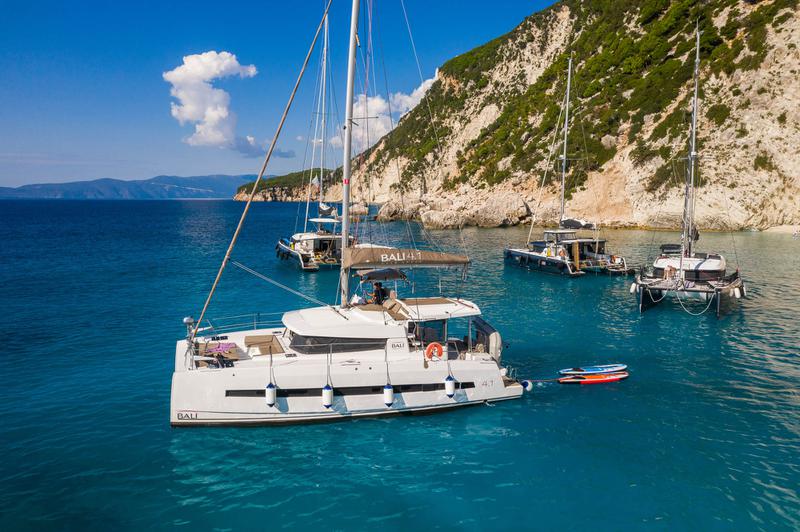 Book yachts online - catamaran - Bali 4.1 - Georgia, A/C, Gen, Watermaker - rent