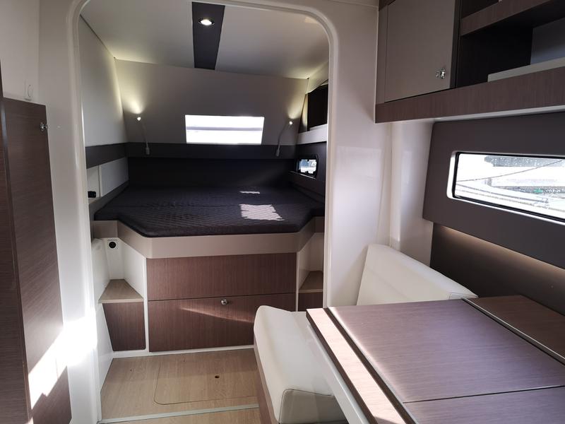 Book yachts online - catamaran - Bali 4.1-3 cab. ROLL MAINSAIL - LADY POLA  - rent