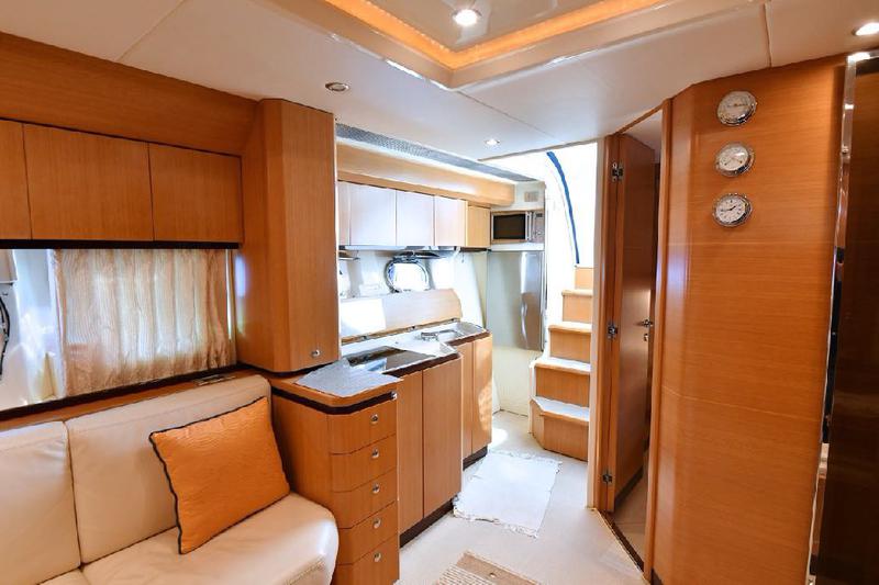 Book yachts online - motorboat - Sanico 60 - nessun nome - rent
