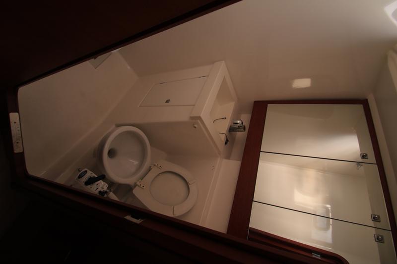 Book yachts online - sailboat - Dufour 500 Grand Large - Nirvana (refit 2020) - rent