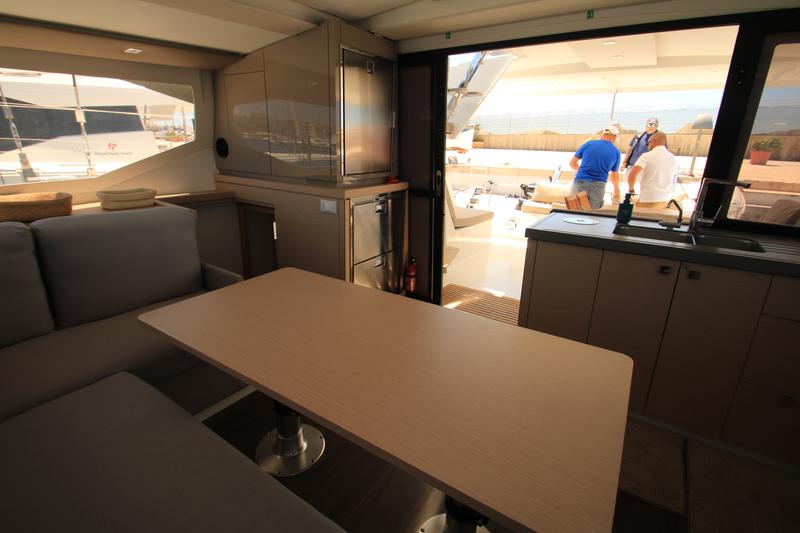 Book yachts online - catamaran - Fountaine Pajot Lucia 40 - Lipara (Ac+Gen+Wm) - rent
