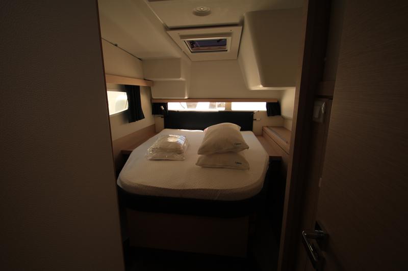 Book yachts online - catamaran - Fountaine Pajot Lucia 40 - Lipara (Ac+Gen+Wm) - rent