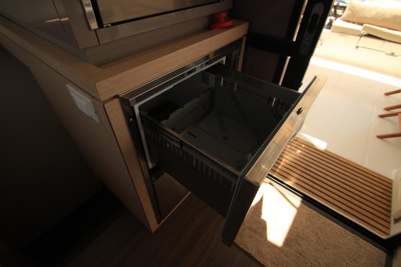 Book yachts online - catamaran - Fountaine Pajot Lucia 40 - Lipara (Ac+Gen+Wm) - rent