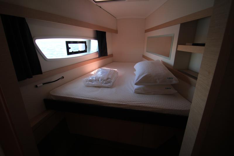Book yachts online - catamaran - Fountaine Pajot Lucia 40 - Lipara (Ac+Gen+Wm) - rent