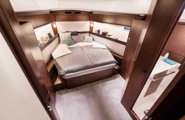 Book yachts online - sailboat - Bavaria 46 Cruiser - Monsieur - rent