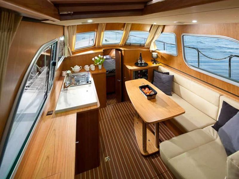 Book yachts online - motorboat - Linssen Grand Sturdy 30.9 AC - Nova Vita - rent