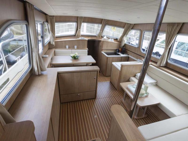 Book yachts online - motorboat - Linssen Grand Sturdy 40.0 AC - Bella Donna - rent