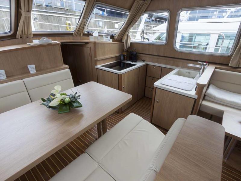 Book yachts online - motorboat - Linssen Grand Sturdy 40.0 AC - Bella Donna - rent