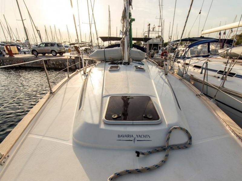 Book yachts online - sailboat - Bavaria 44 - Twins - rent
