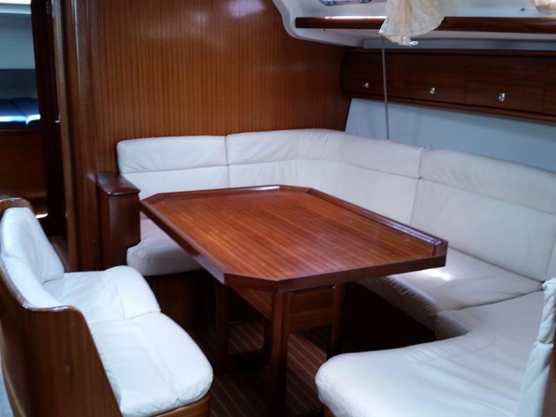 Book yachts online - sailboat - Bavaria 44 - Hellenic Sun - rent