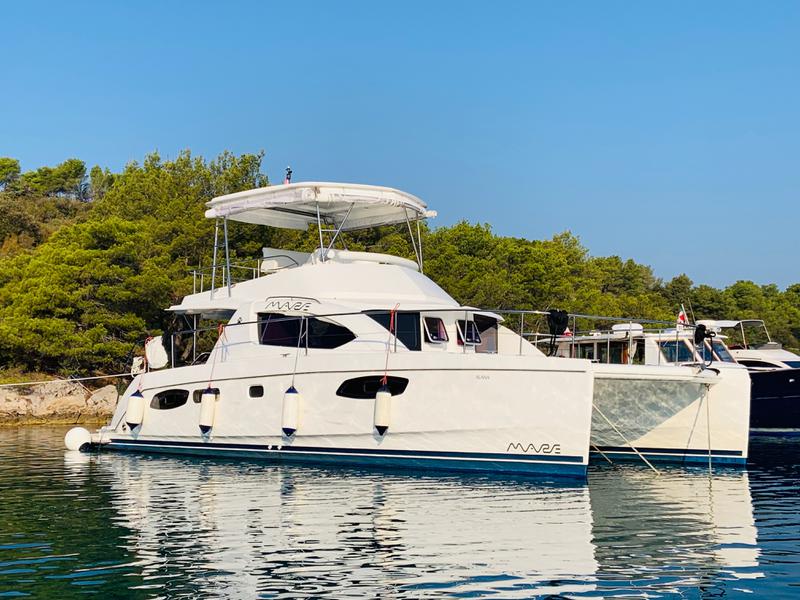 Book yachts online - powercatamaran - Leopard 39 PC - Alana - rent
