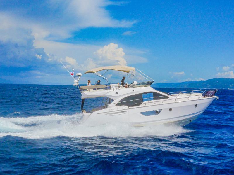 Book yachts online - motorboat - Sessa Fly 47 - Star Dust - rent