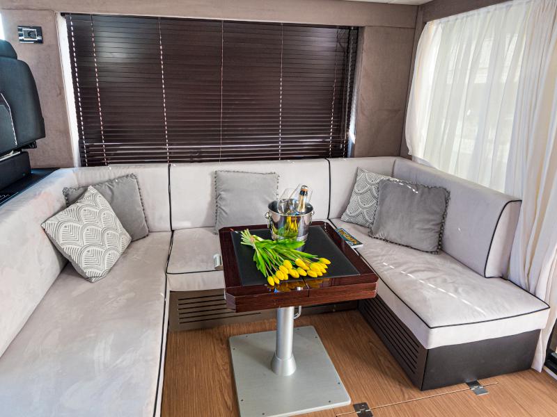 Book yachts online - motorboat - Sessa Fly 47 - Star Dust - rent