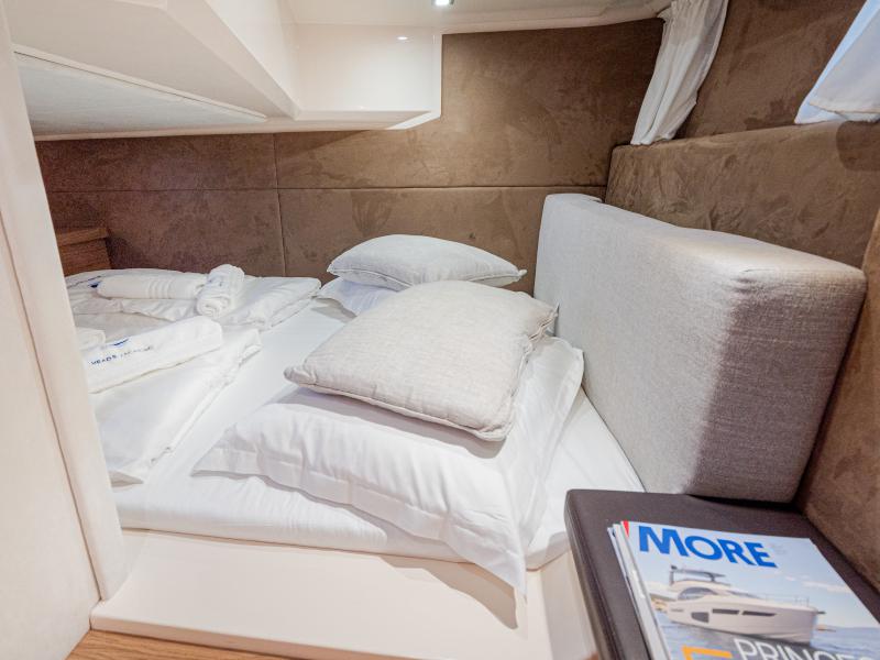 Book yachts online - motorboat - Sessa C35 - Jupika - rent