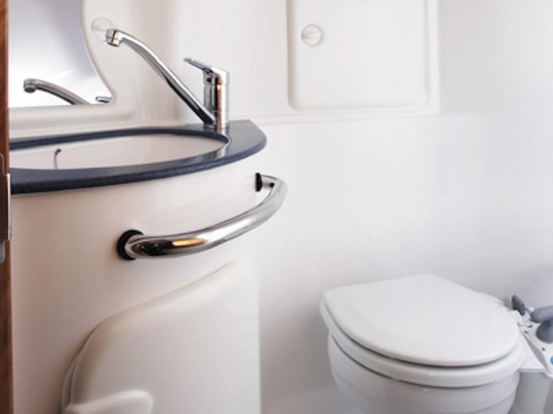 Book yachts online - sailboat - Bavaria 30 - ANA - rent