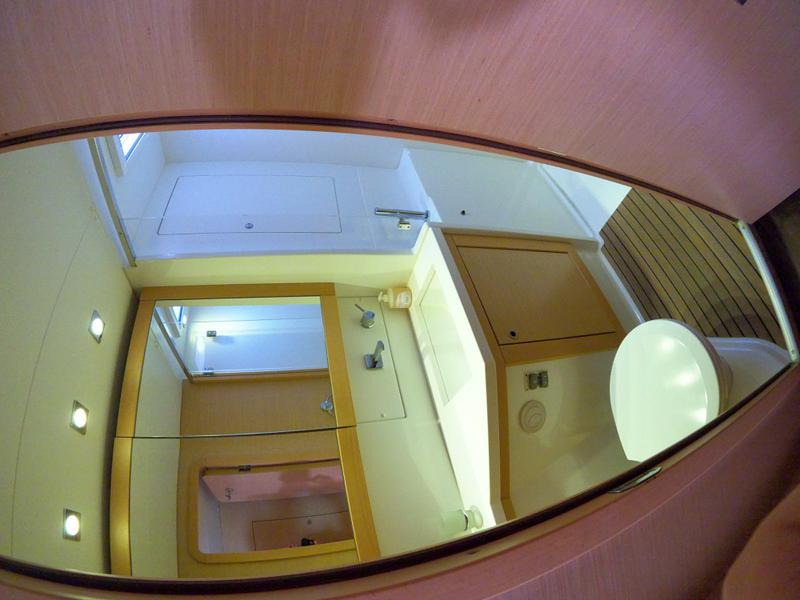 Book yachts online - catamaran - Lagoon 450  Flybridge - Zia Nella - rent