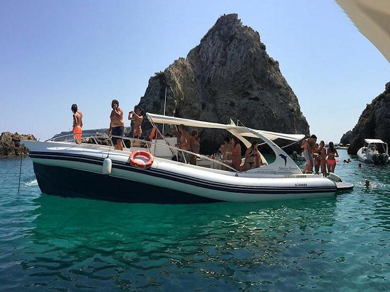 Book yachts online - motorboat - Scanner One 999 - Lidia - rent
