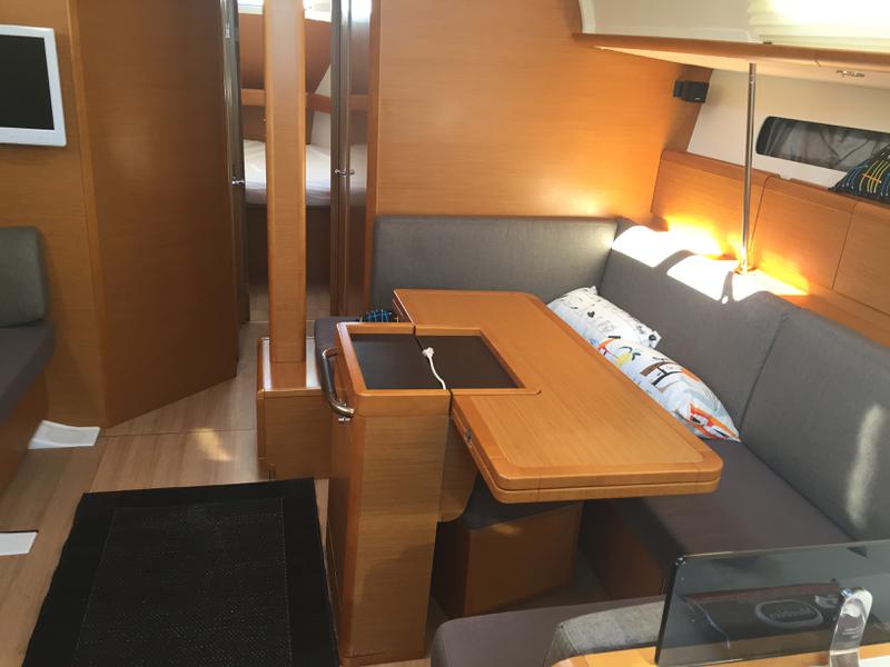 Book yachts online - sailboat - Sun Odyssey 439 - Zayanes - rent
