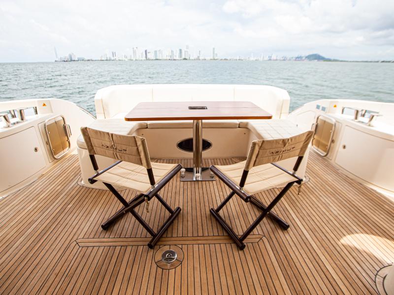 Book yachts online - motorboat - Azimut 64 Flybridge - Copacceti - rent