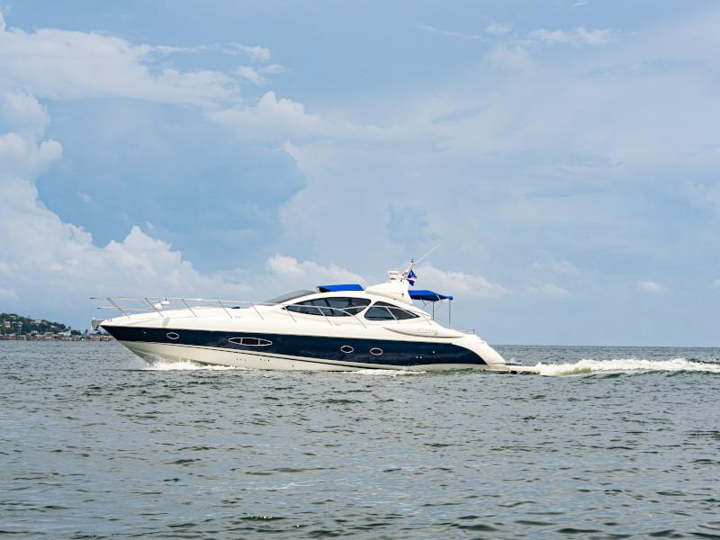 Book yachts online - motorboat - Azimut 55 - Atlantis - rent