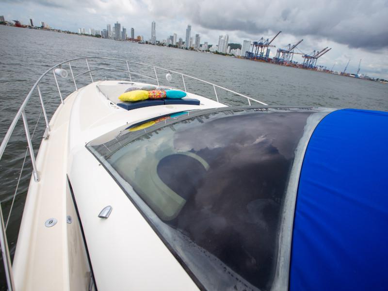 Book yachts online - motorboat - Azimut 55 - Atlantis - rent