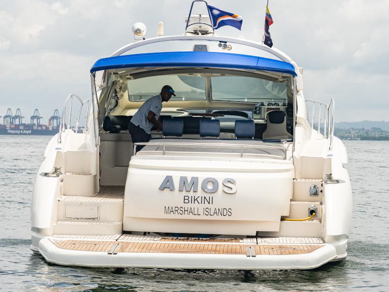 Book yachts online - motorboat - Azimut 55 - Atlantis - rent