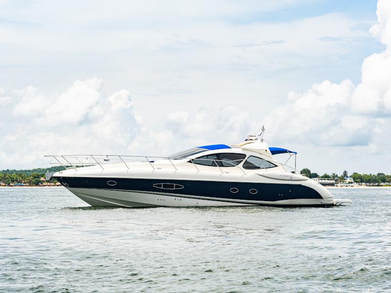 Book yachts online - motorboat - Azimut 55 - Atlantis - rent