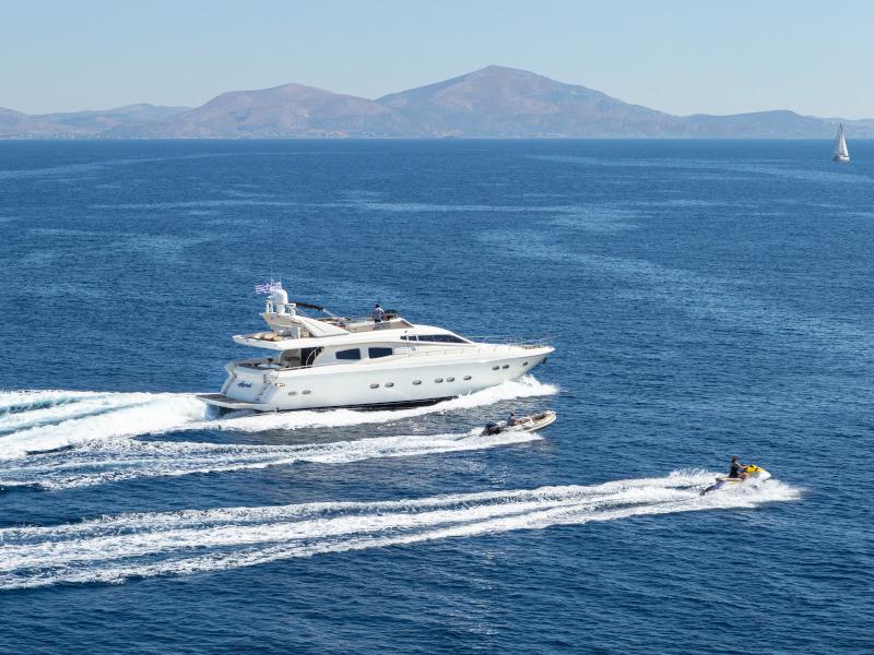 Book yachts online - motorboat - Posillipo Technema 70 - Amoraki - rent