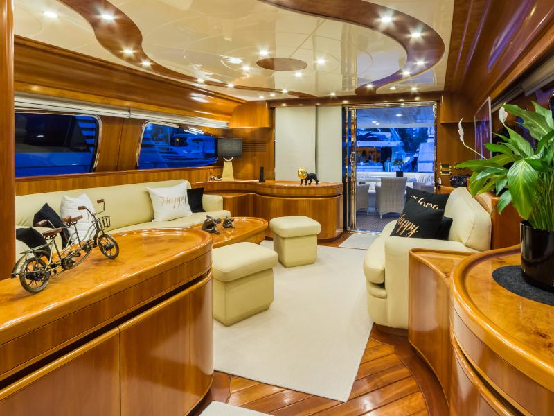 Book yachts online - motorboat - Posillipo Technema 70 - Amoraki - rent