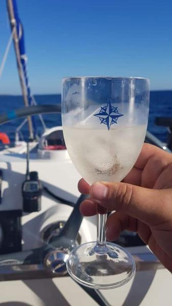 Book yachts online - catamaran - Bali 4.1 - Iris (Water Maker, Solar panels, Fans in all cabins) - rent