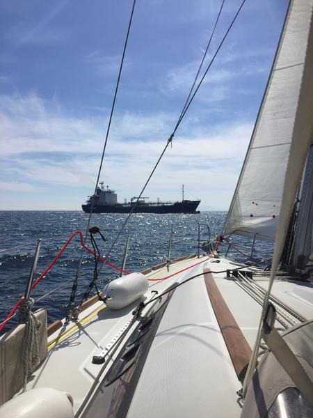 Book yachts online - sailboat - Oceanis 37 - WIND OF CHANGE - rent