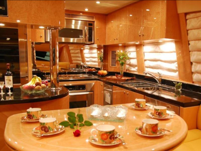 Book yachts online - motorboat - Motoryacht - LADY EILEEN II - rent