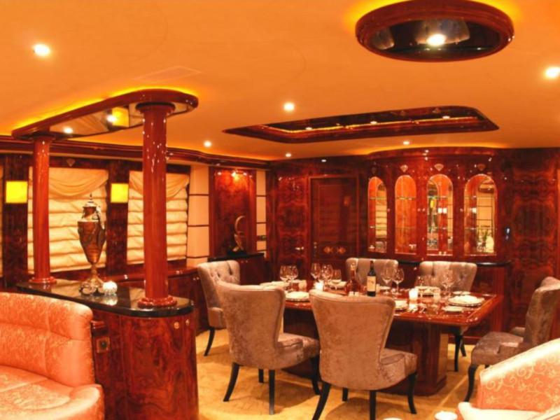 Book yachts online - motorboat - Motoryacht - LADY EILEEN II - rent