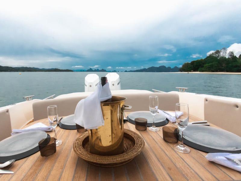 Book yachts online - motorboat - Nuova Jolly Prince 38 Sport Cabin - Tiger Lily - rent