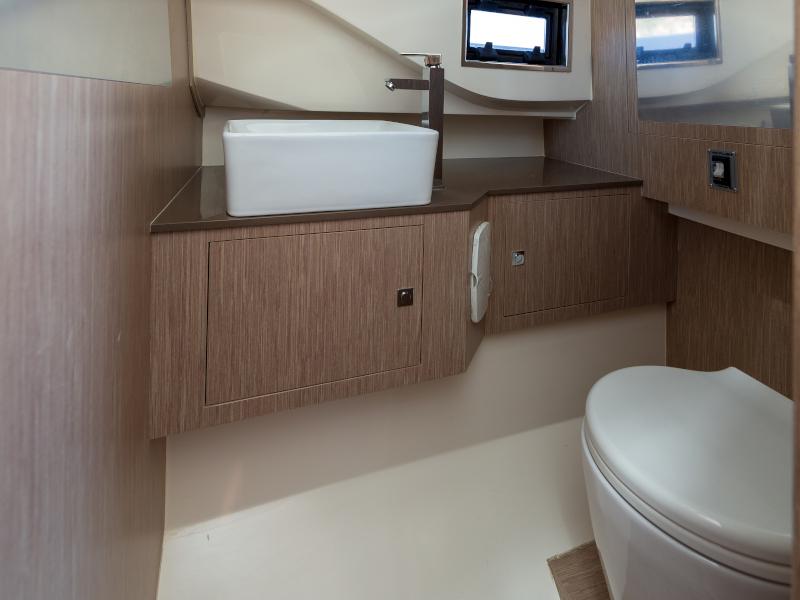 Book yachts online - motorboat - Nuova Jolly Prince 38 Sport Cabin - Tiger Lily - rent