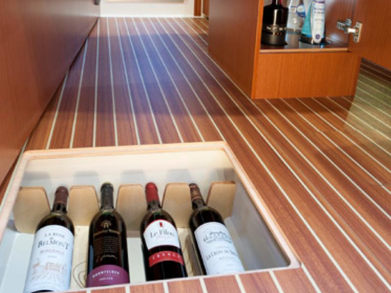 Book yachts online - sailboat - Hanse 385 - Happy Impuls - rent