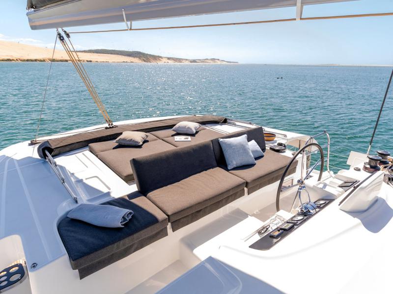 Book yachts online - catamaran - Lagoon 46 - Shanti - rent