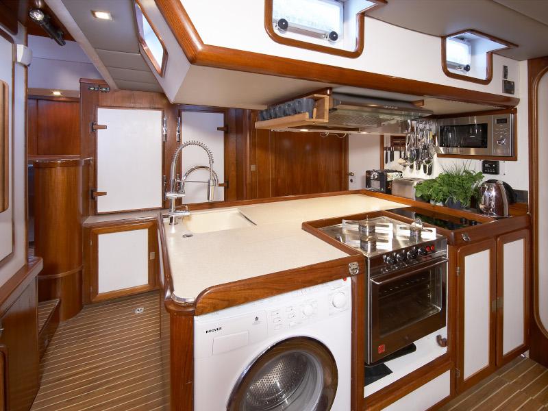 Book yachts online - sailboat - De Schepper 83 - Noheea - rent