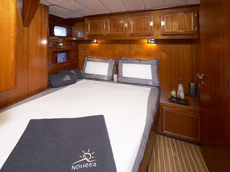 Book yachts online - sailboat - De Schepper 83 - Noheea - rent