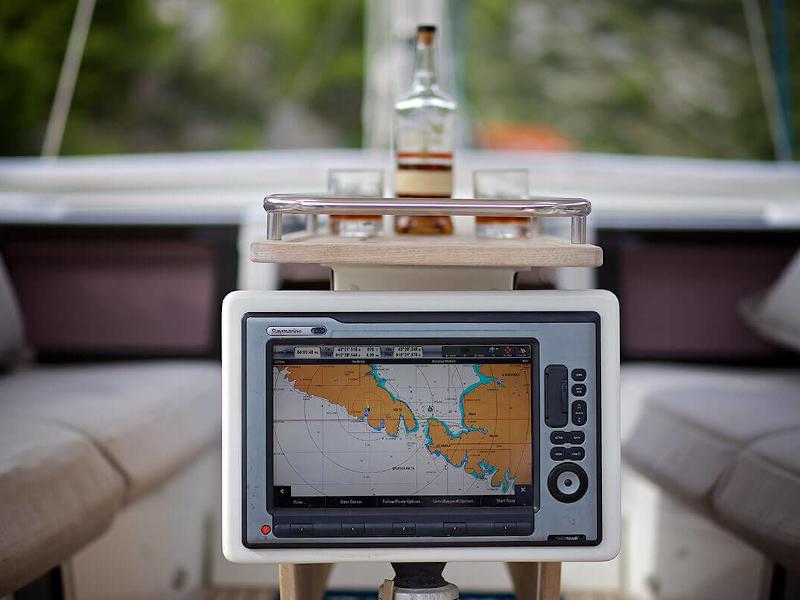 Book yachts online - sailboat - Oceanis 58 - Queen Axiera (crewed) - rent