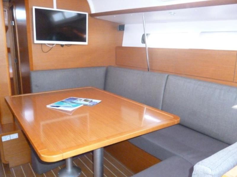 Book yachts online - sailboat - Sun Odyssey 439 - Spirus - rent