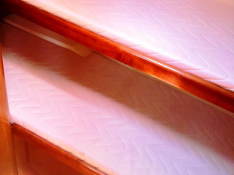 Book yachts online - sailboat - Oceanis 43 - Beauty L | Electric Toilets | Solar Panels - rent