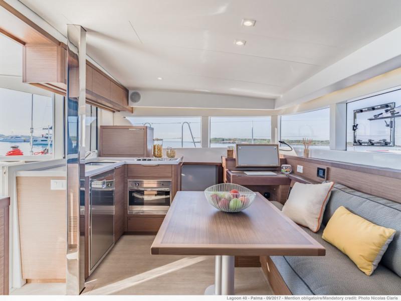Book yachts online - catamaran - Lagoon 40 Owner Version - Lubina - rent