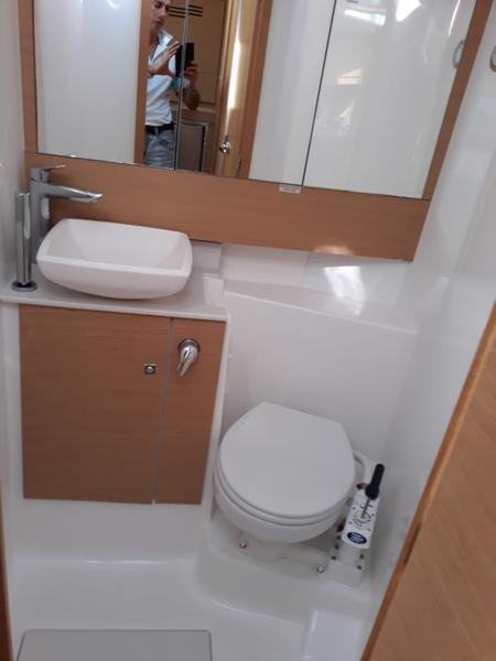 Book yachts online - sailboat - Dufour 430 Grand Large - Tiamat - rent