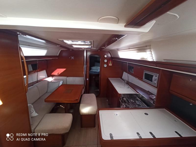 Book yachts online - sailboat - Dufour 405 Grand Large - Daphne - rent