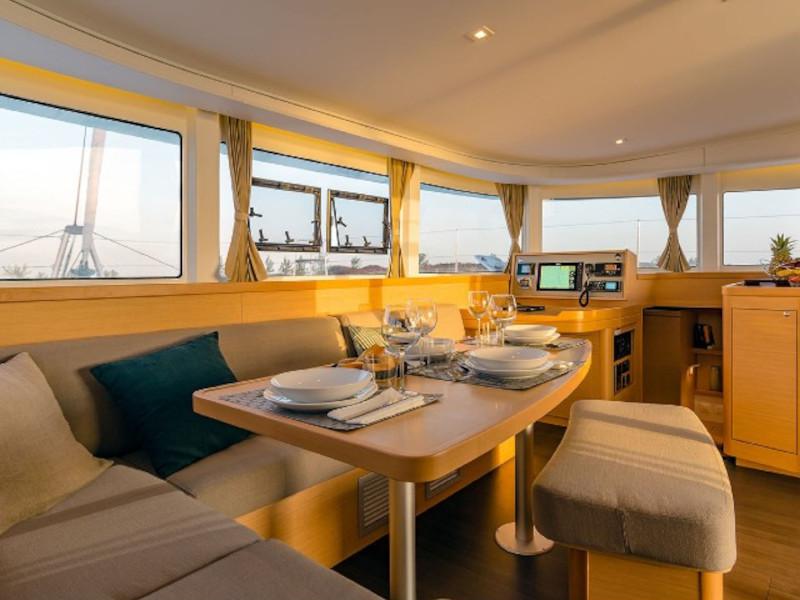 Book yachts online - catamaran - Lagoon 42 Owner version - NURIA - rent