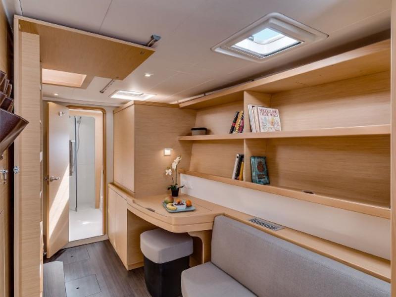 Book yachts online - catamaran - Lagoon 42 Owner version - NURIA - rent