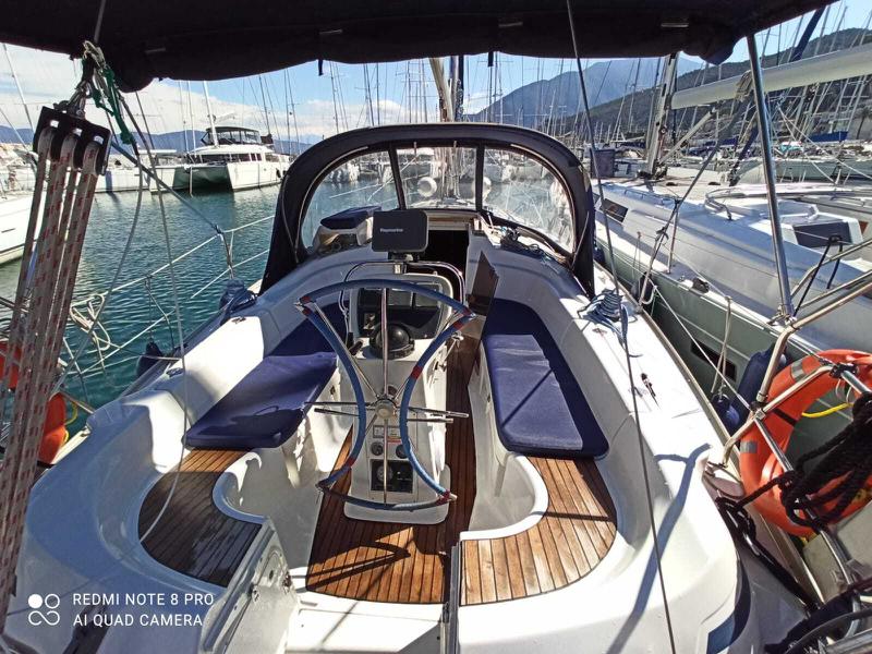 Book yachts online - sailboat - Bavaria 36 - Altair II - rent