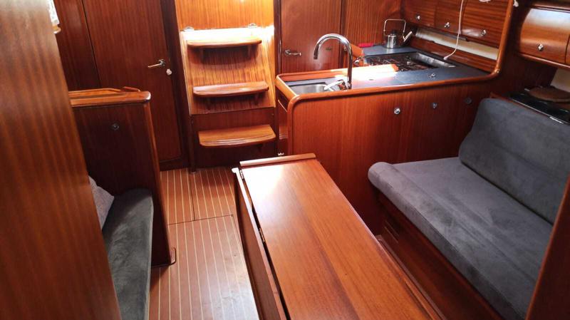 Book yachts online - sailboat - Bavaria 36 - Altair II - rent