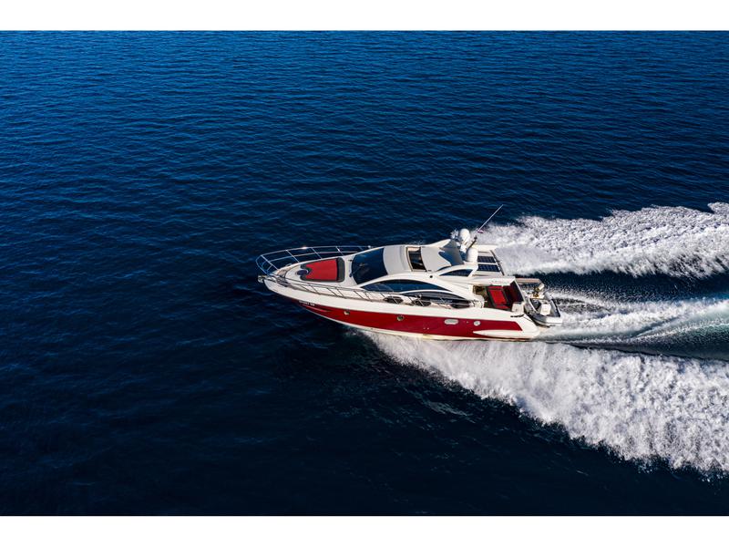 Book yachts online - motorboat - Azimut 43 - Bruna 2 - rent
